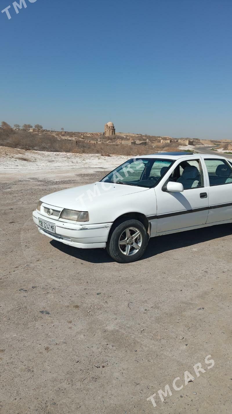 Opel Vectra 1992 - 25 000 TMT - Murgap - img 4