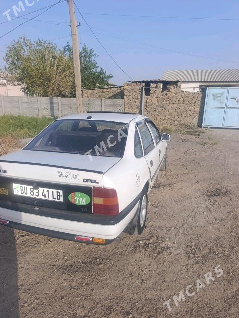 Opel Vectra 1990 - 35 000 TMT - Köýtendag - img 9