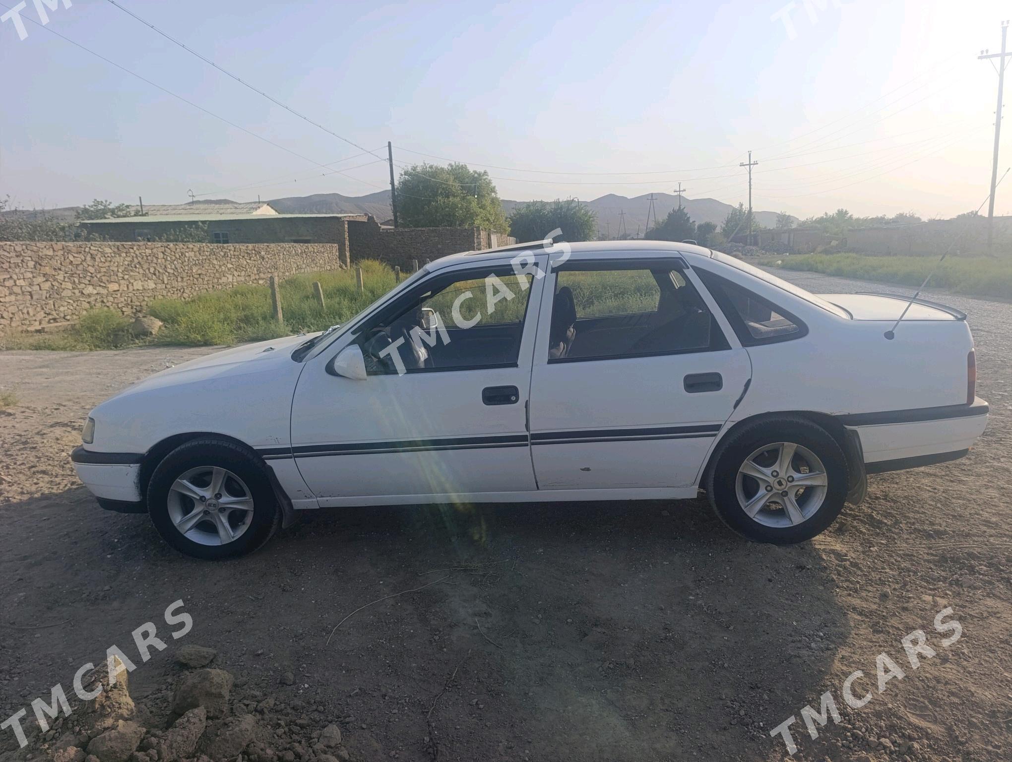 Opel Vectra 1990 - 35 000 TMT - Köýtendag - img 6