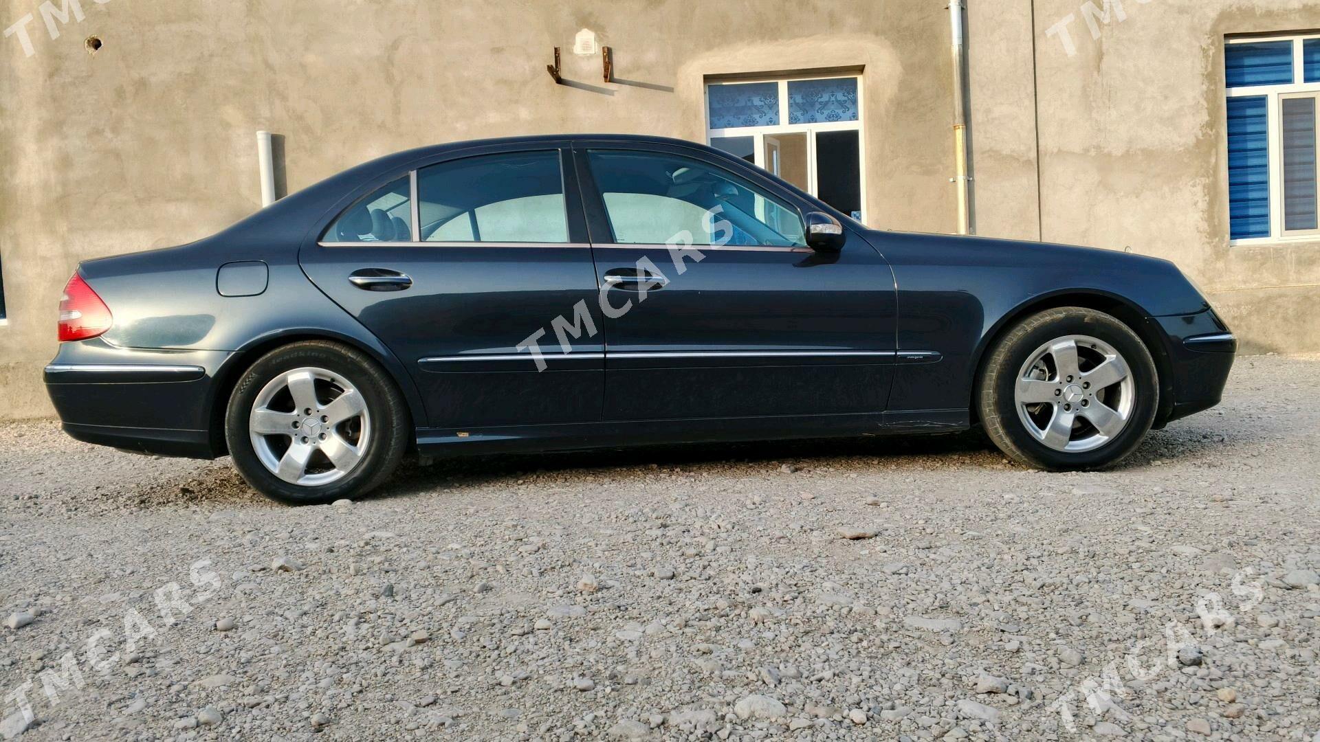 Mercedes-Benz E320 2003 - 120 000 TMT - Балканабат - img 5