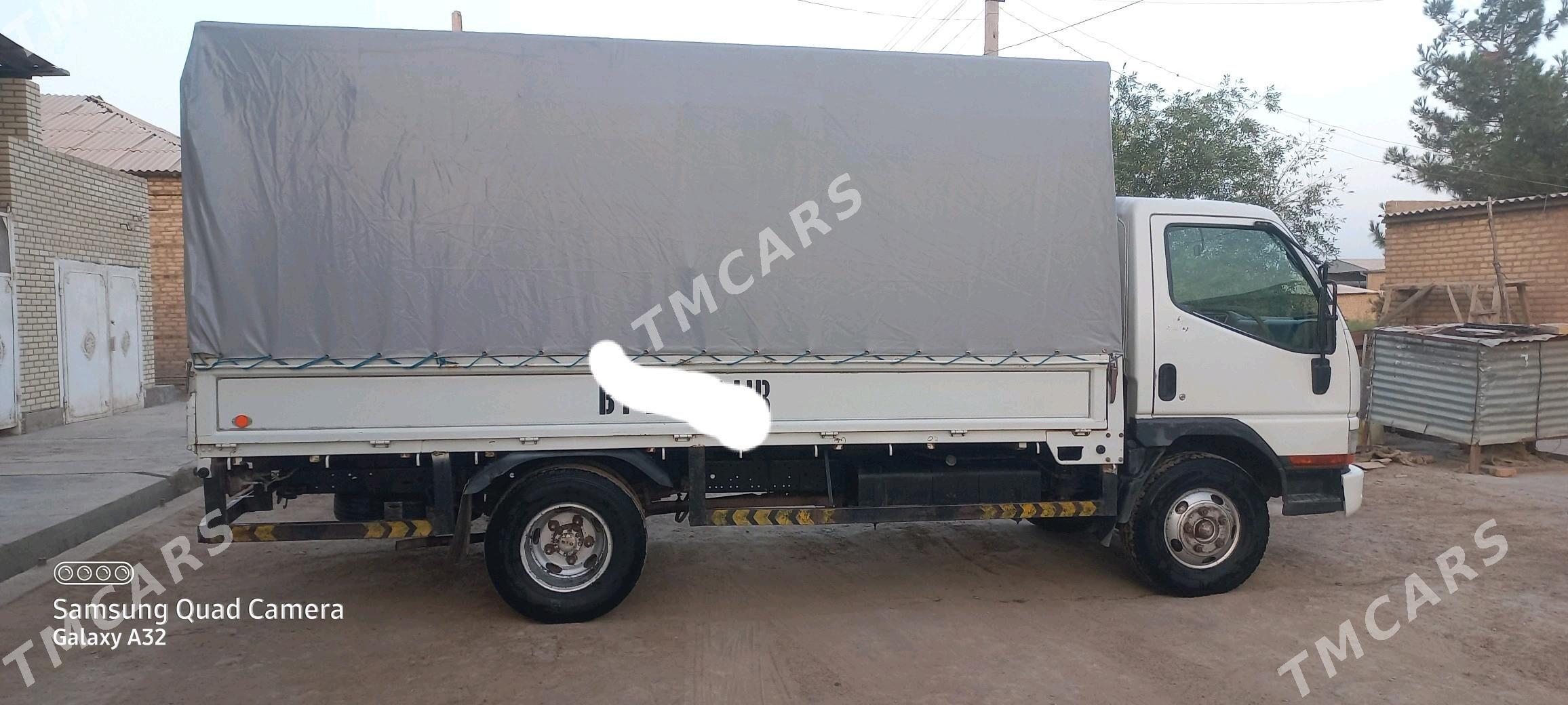 Mitsubishi Canter 2002 - 210 000 TMT - Mary - img 4