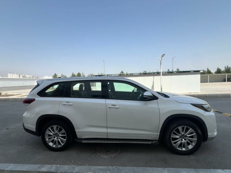 Toyota Highlander 2019 - 479 000 TMT - Ашхабад - img 5