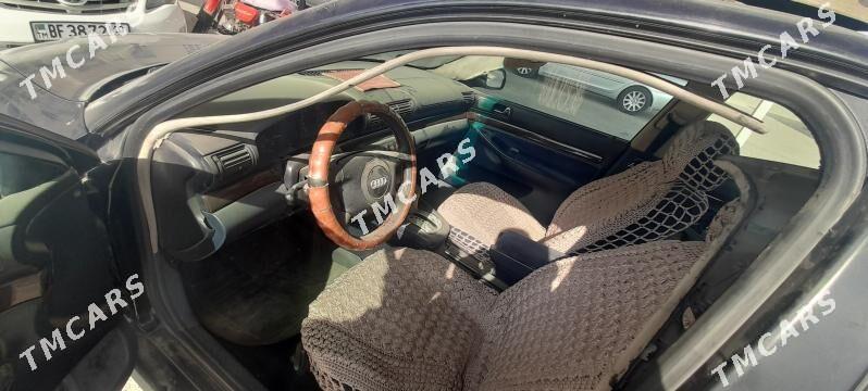 Audi A4 1998 - 22 000 TMT - Mary - img 1