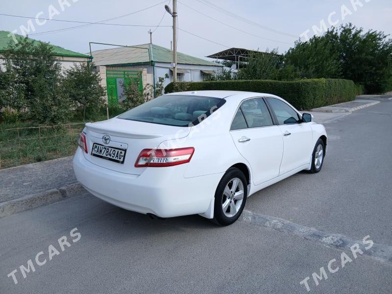 Toyota Camry 2010 - 155 000 TMT - Бузмеин - img 3