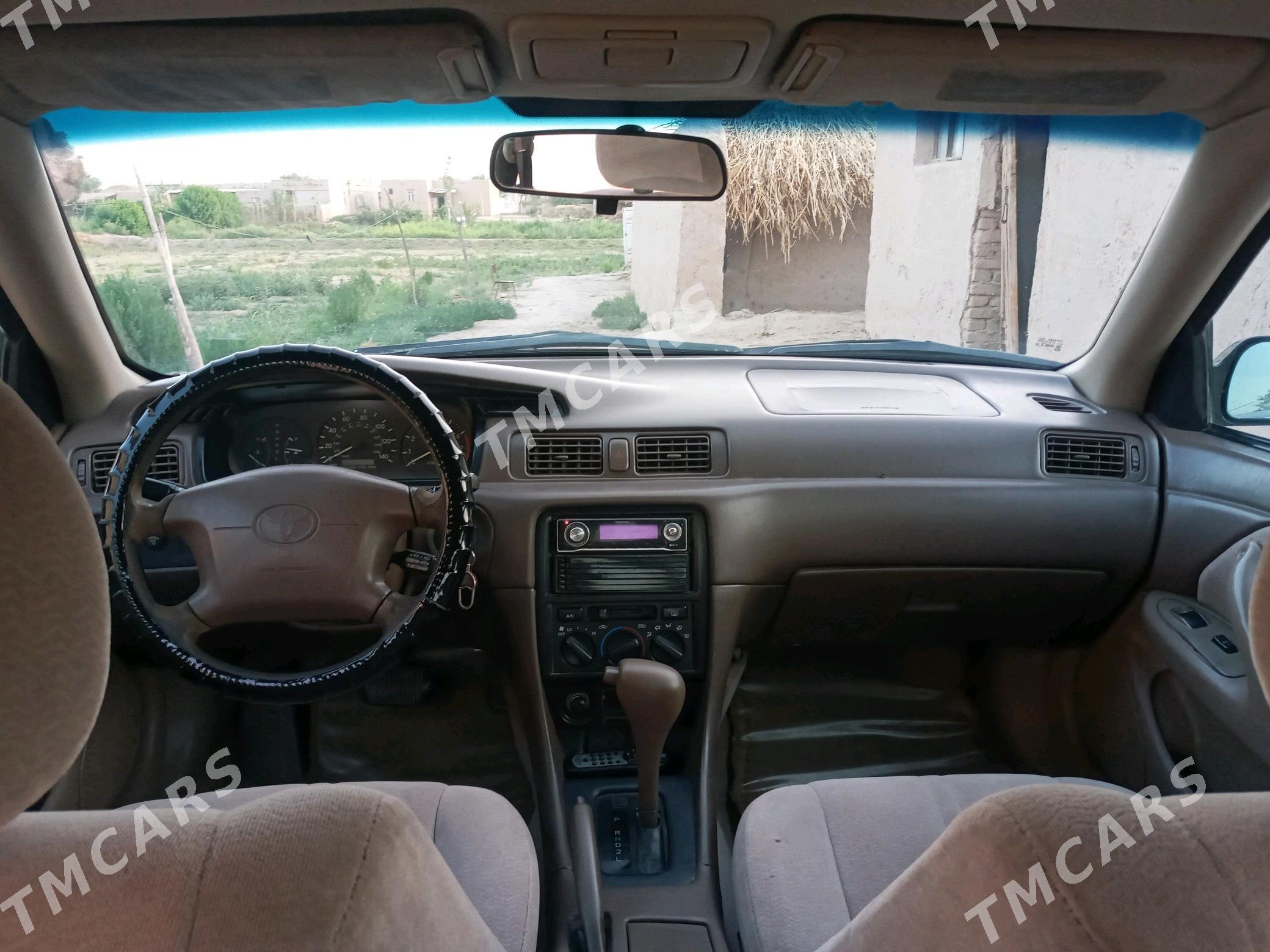 Toyota Camry 1997 - 106 000 TMT - Гурбансолтан Едже - img 5