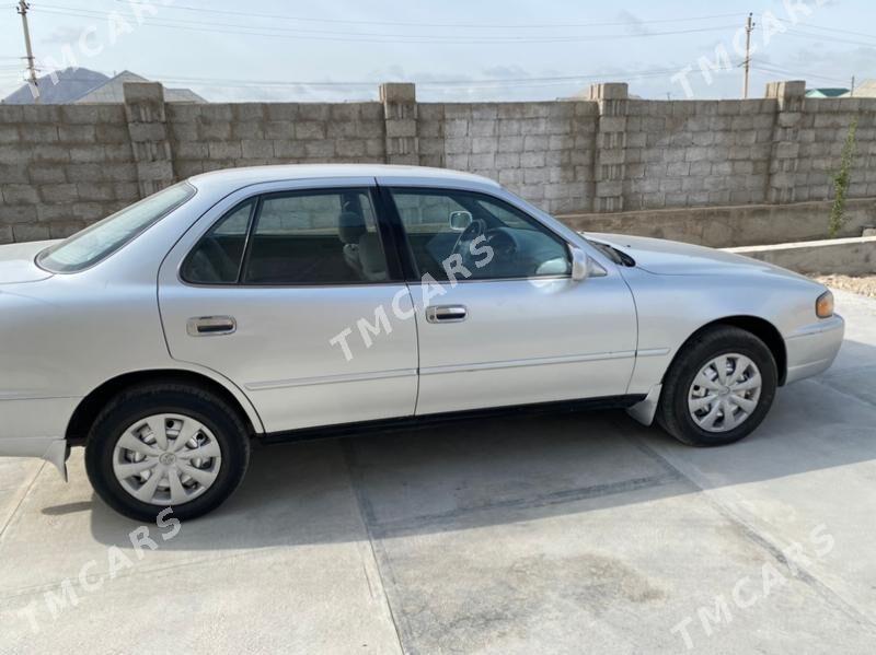 Toyota Camry 1995 - 100 000 TMT - Балканабат - img 3