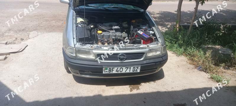 Opel Astra 1996 - 50 000 TMT - Дашогуз - img 5