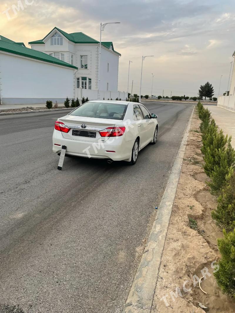 Toyota Camry 2012 - 190 000 TMT - Анев - img 5
