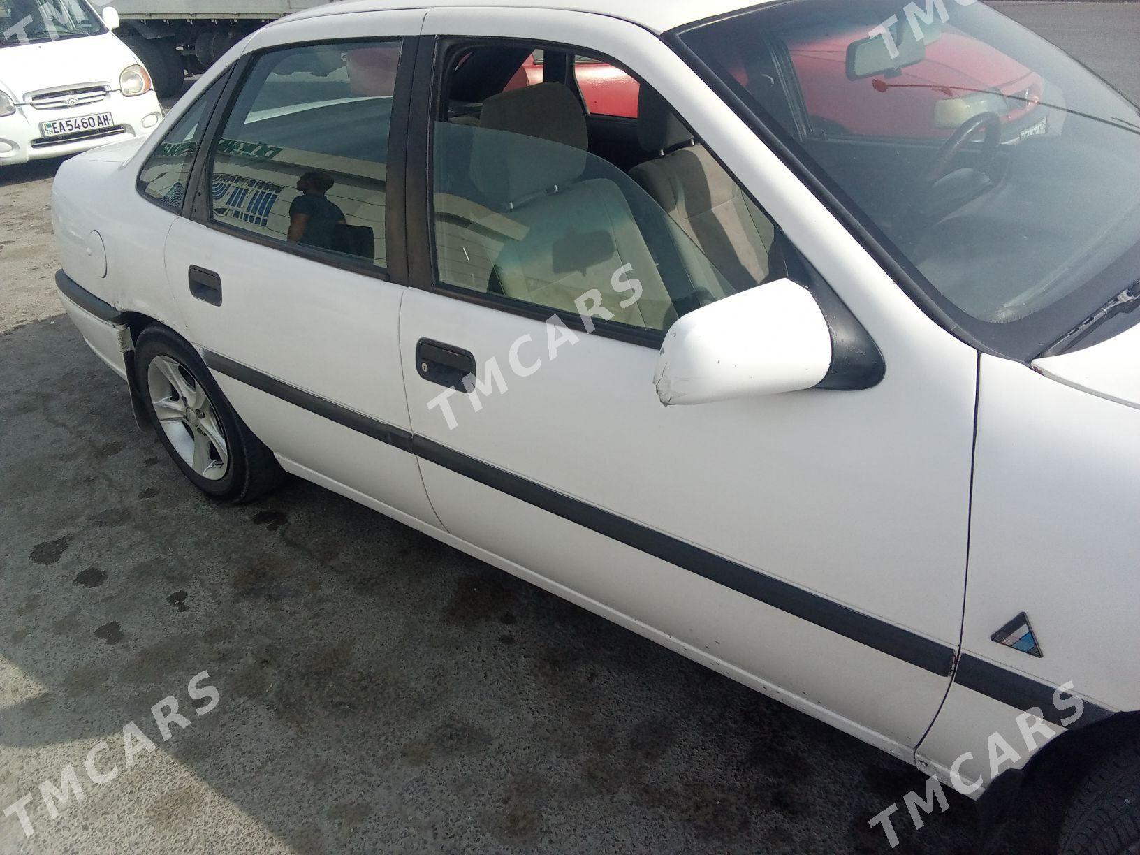 Opel Vectra 1994 - 35 000 TMT - Bäherden - img 2