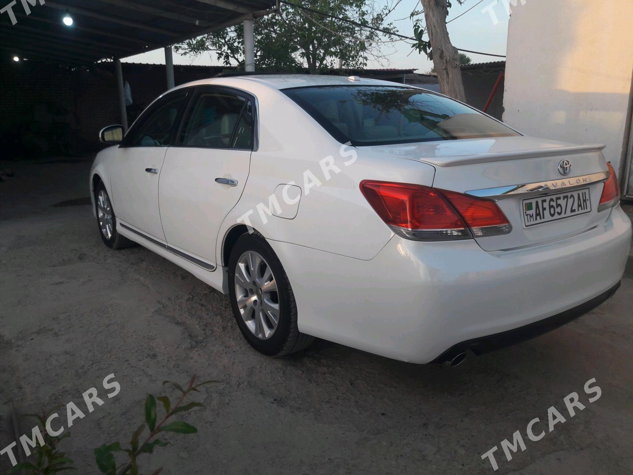 Toyota Avalon 2011 - 280 000 TMT - Теджен - img 4