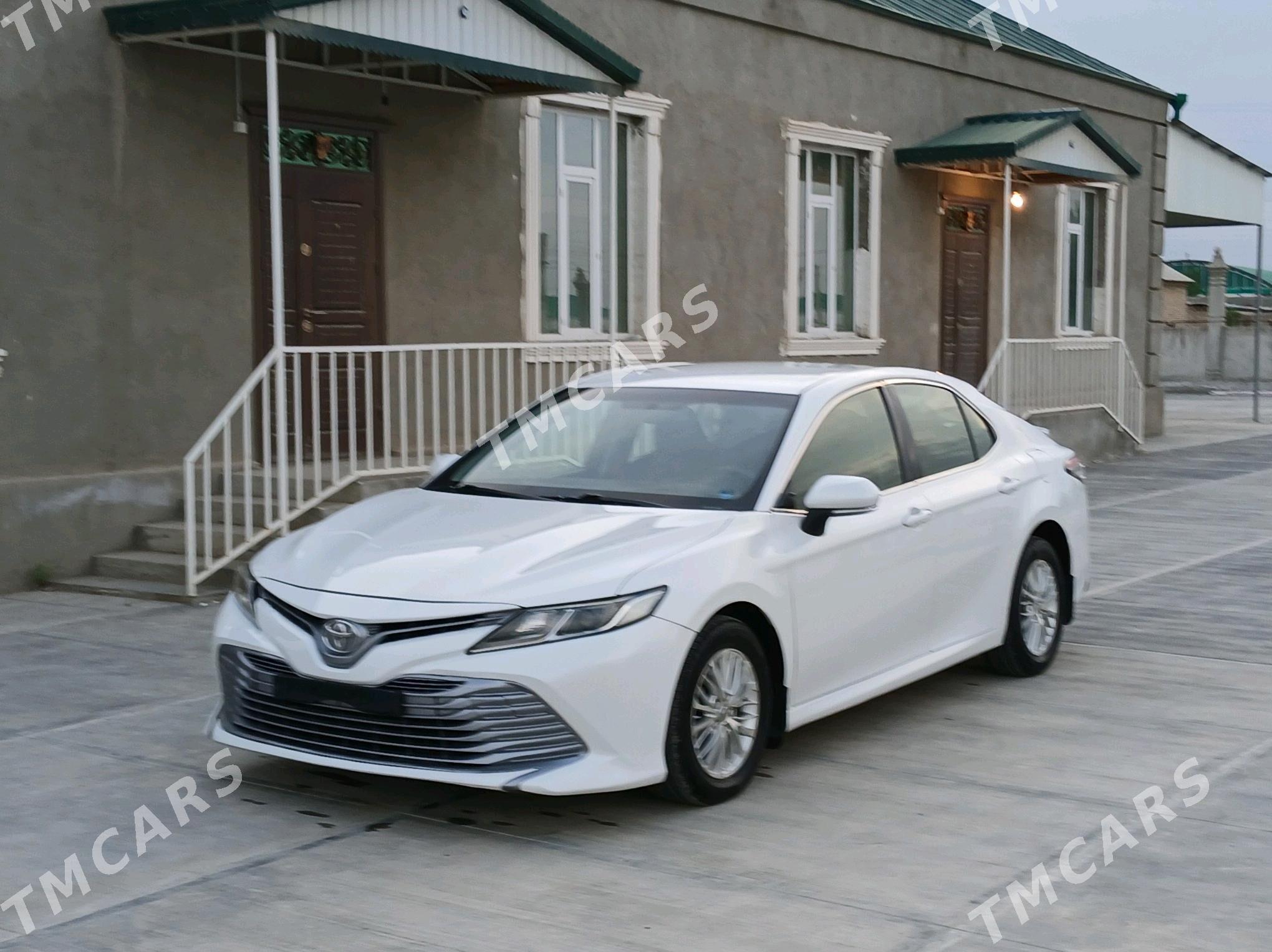Toyota Camry 2018 - 260 000 TMT - Гёкдепе - img 5