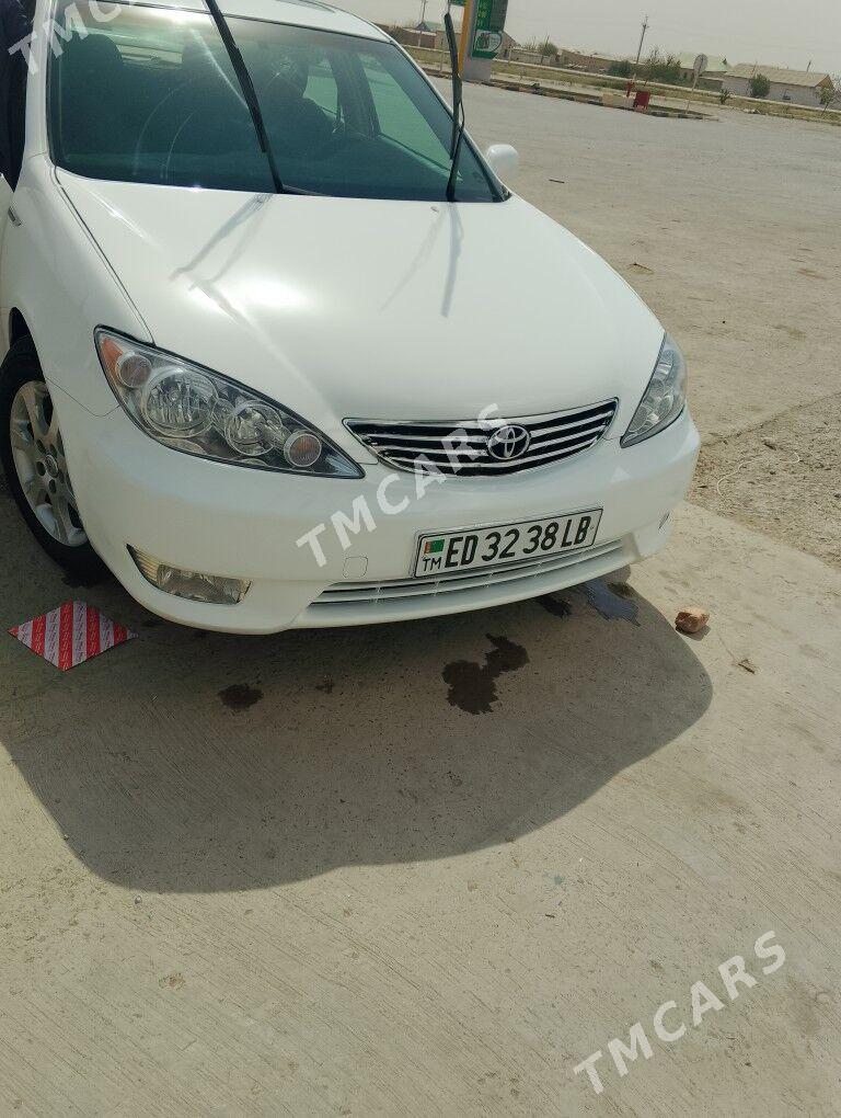 Toyota Camry 2003 - 150 000 TMT - Керки - img 3