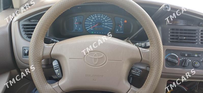 Toyota Sienna 2002 - 165 000 TMT - Daşoguz - img 8