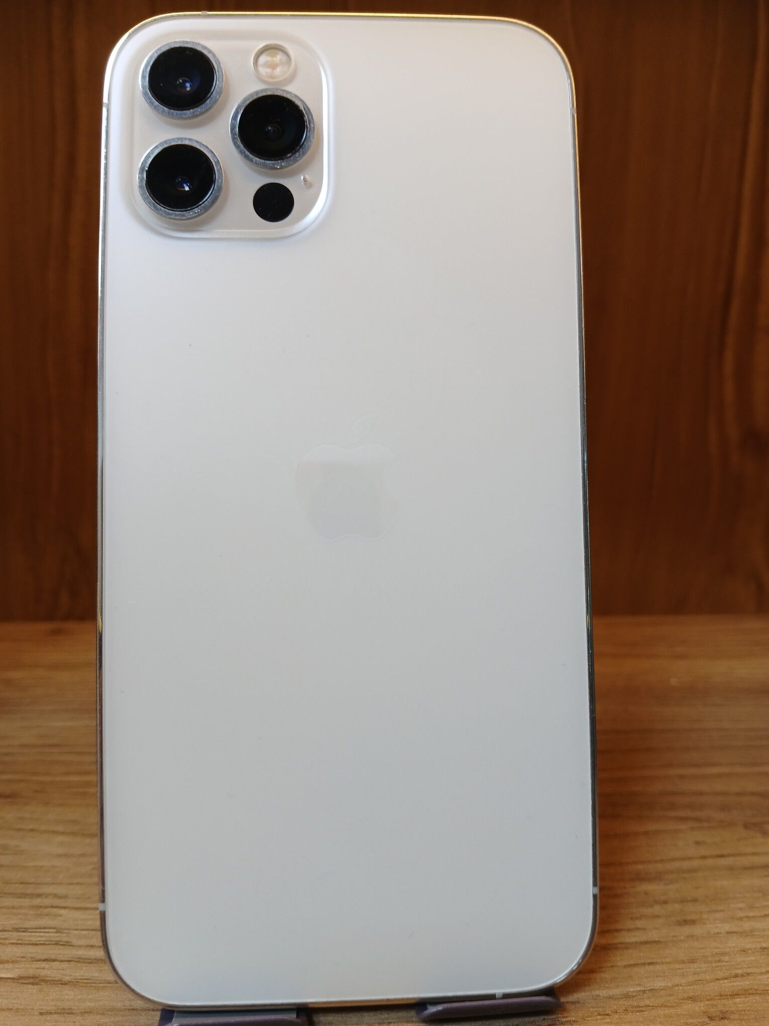 iphone 12pro kredit️ - Garaşsyzlygyň 15 ýyllygy Söwda Merkezi - img 1