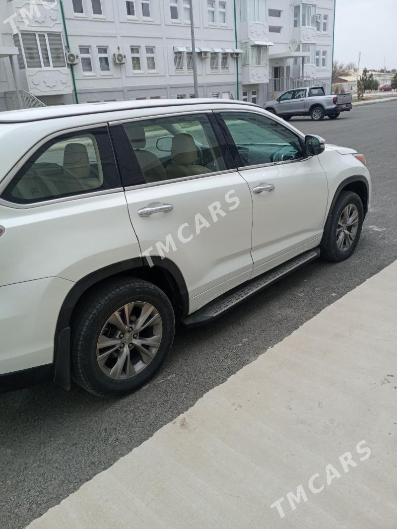 Toyota Highlander 2014 - 360 000 TMT - Мары - img 3