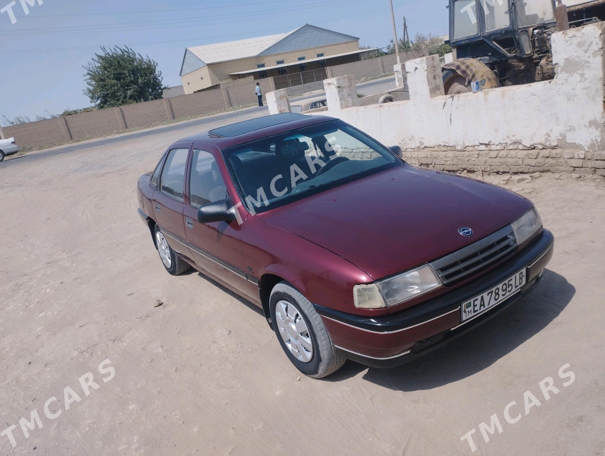 Opel Vectra 1992 - 28 000 TMT - Kerki - img 3