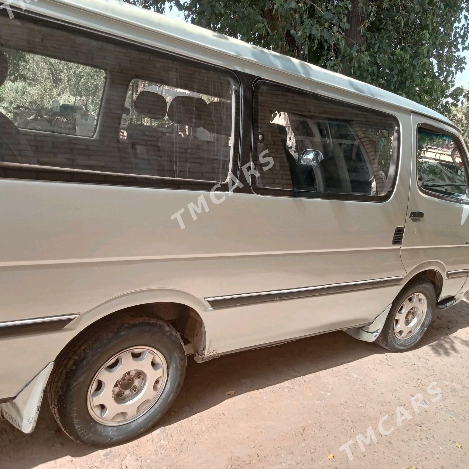 Toyota Hiace 1990 - 65 000 TMT - Sakarçäge - img 3