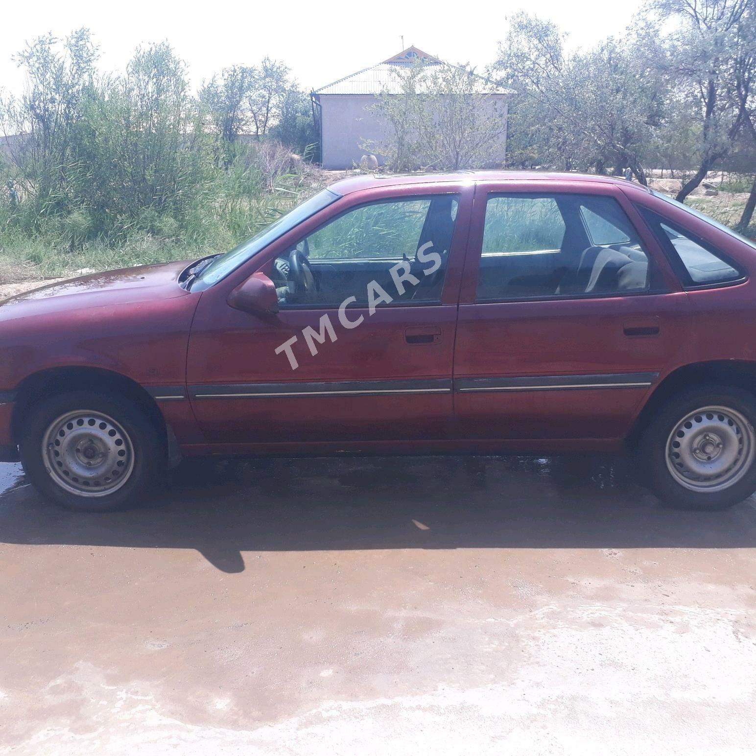 Opel Vectra 1992 - 30 000 TMT - Gurbansoltan Eje - img 3