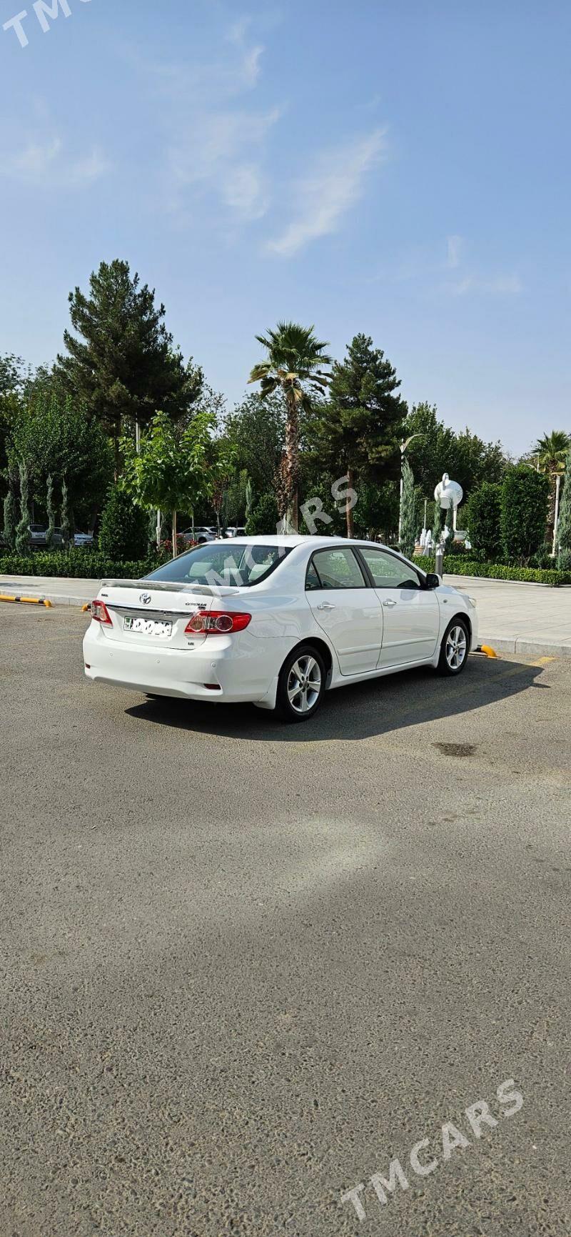 Toyota Corolla 2011 - 170 000 TMT - Aşgabat - img 4
