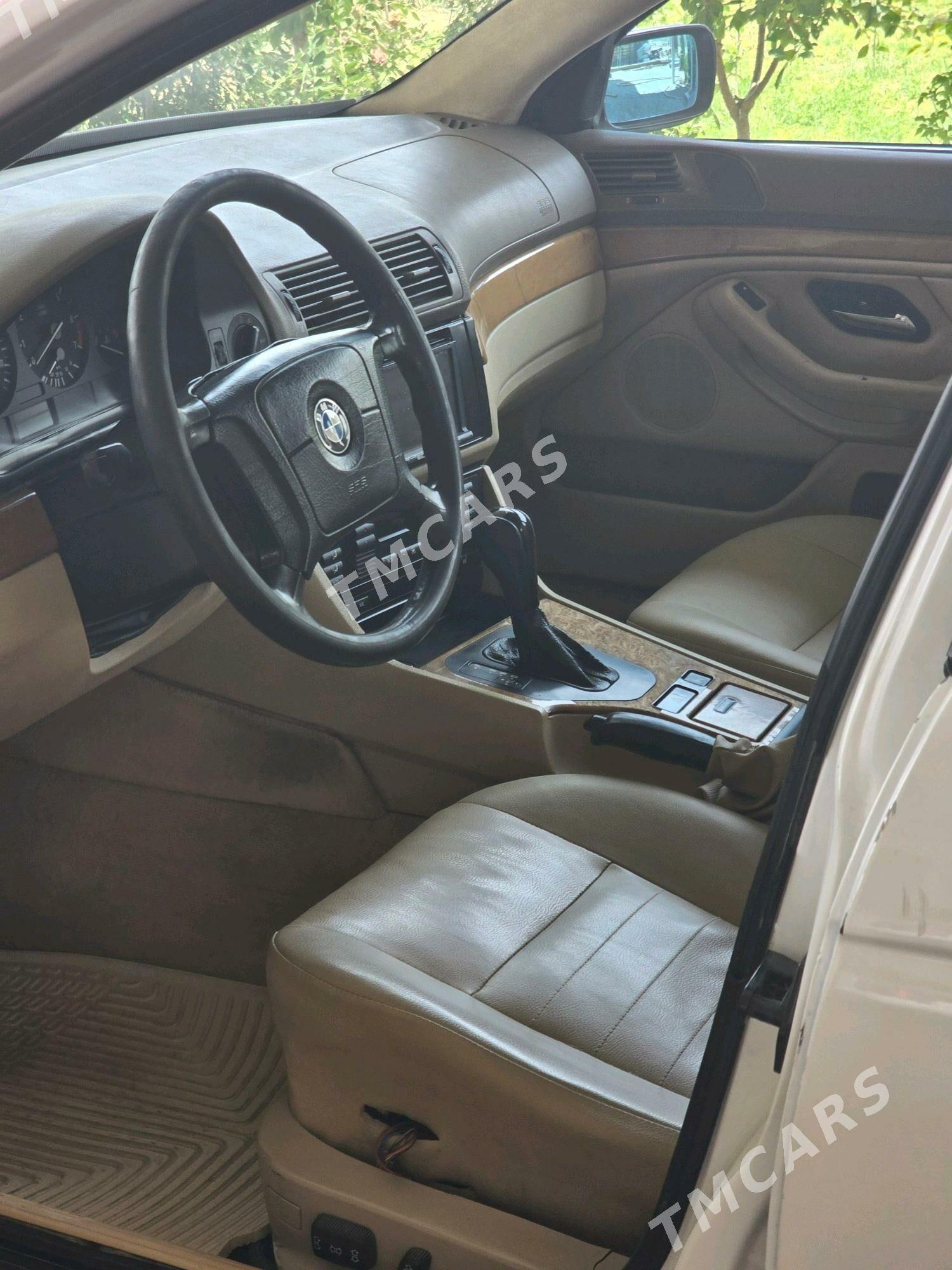 BMW 525 1999 - 89 000 TMT - Мары - img 7