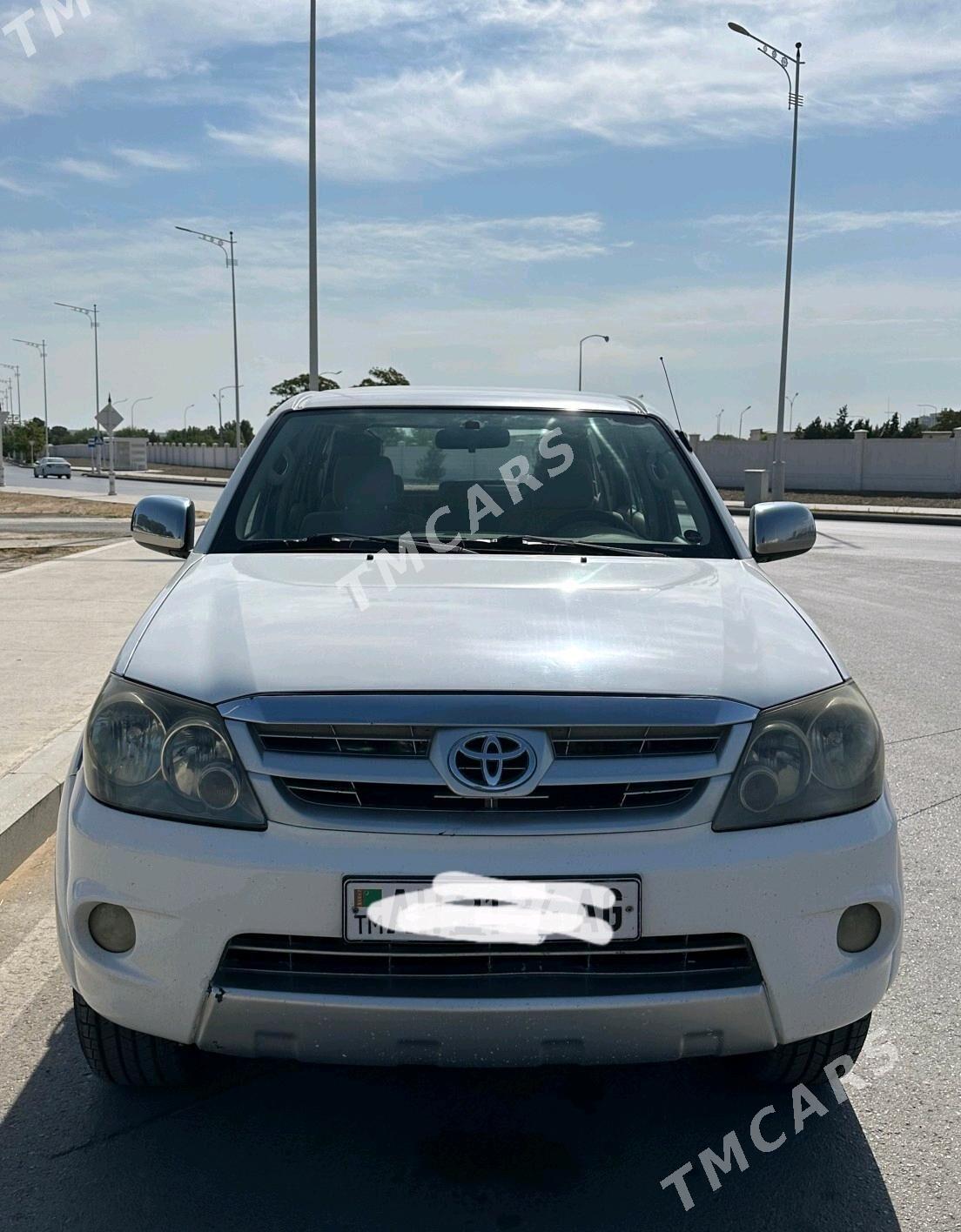 Toyota Fortuner 2008 - 210 000 TMT - Aşgabat - img 6