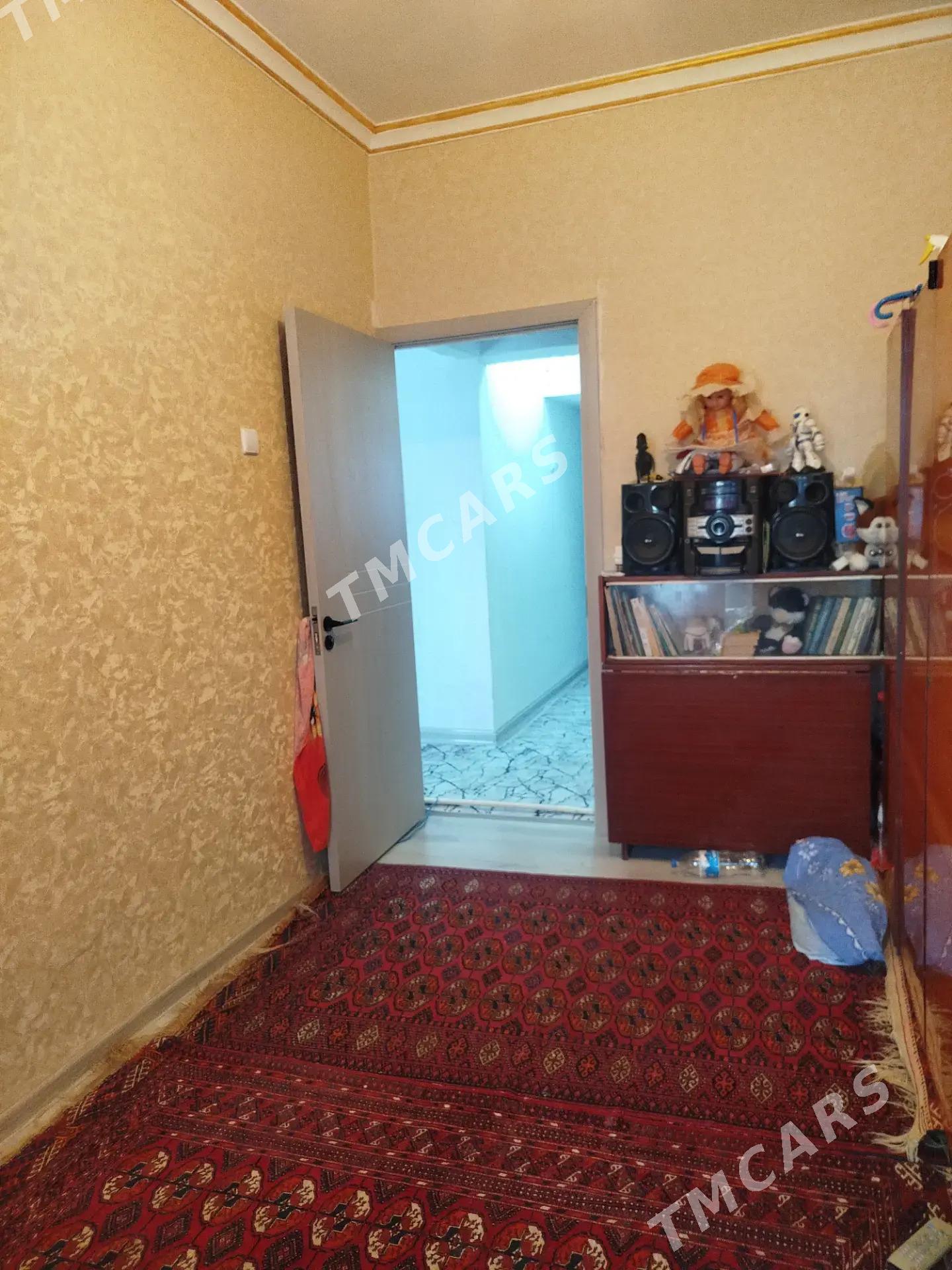 Gowdan W 4-ji etaz 3 komnat - Howdan "W" - img 2