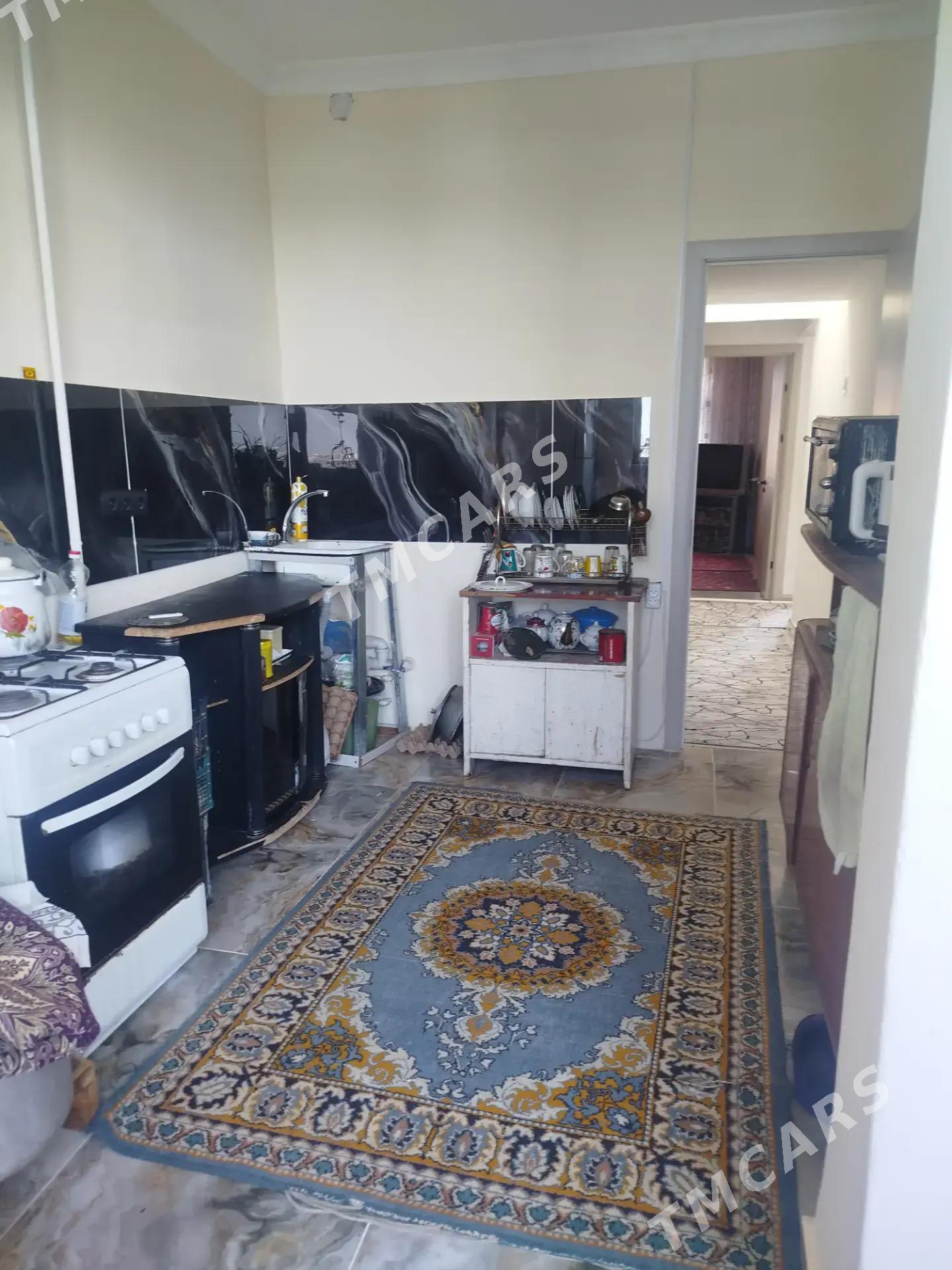 Gowdan W 4-ji etaz 3 komnat - Howdan "W" - img 5