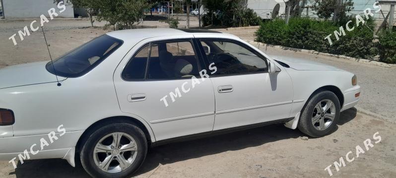 Toyota Camry 1993 - 72 000 TMT - Baýramaly - img 3
