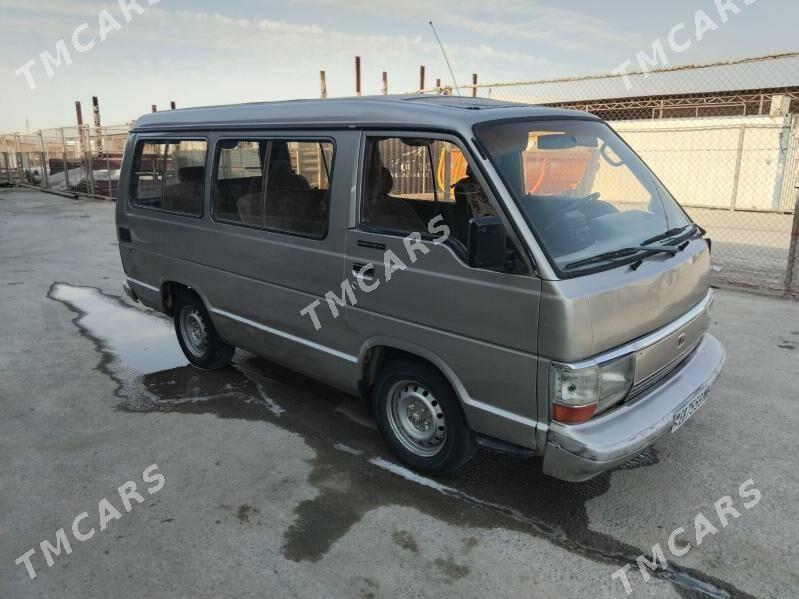 Toyota Hiace 1989 - 35 000 TMT - Sakarçäge - img 3
