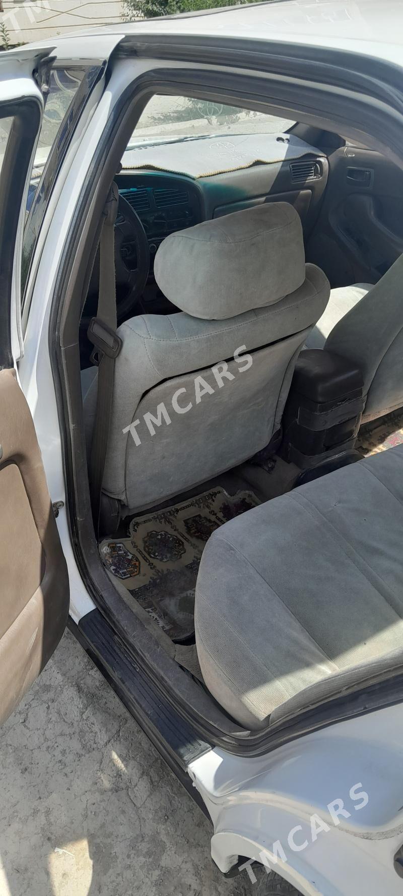 Toyota Camry 1993 - 72 000 TMT - Baýramaly - img 2