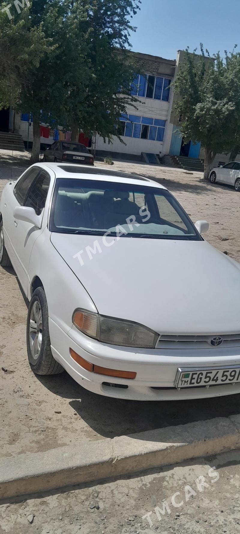 Toyota Camry 1993 - 72 000 TMT - Baýramaly - img 5