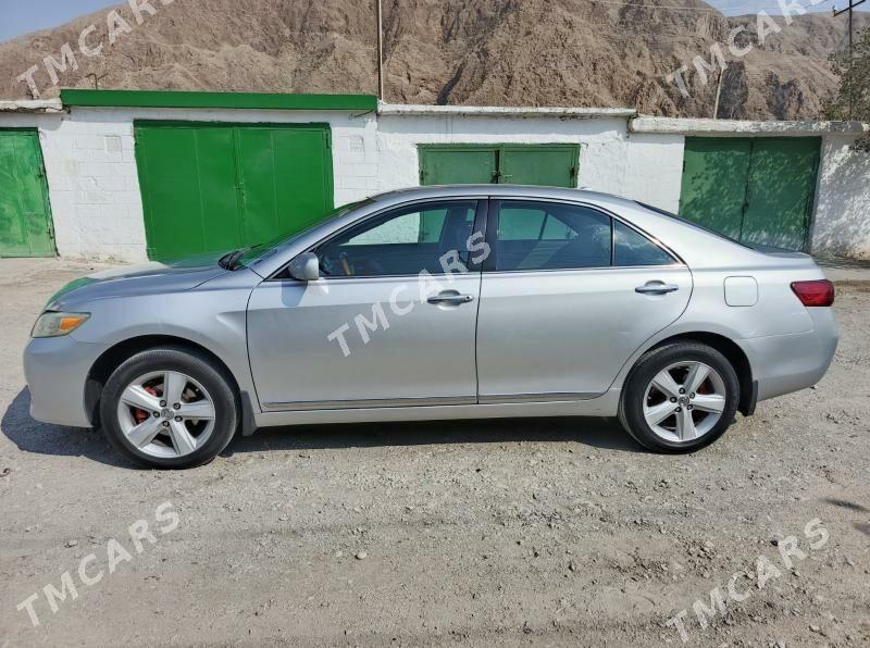 Toyota Camry 2010 - 190 000 TMT - Балканабат - img 2
