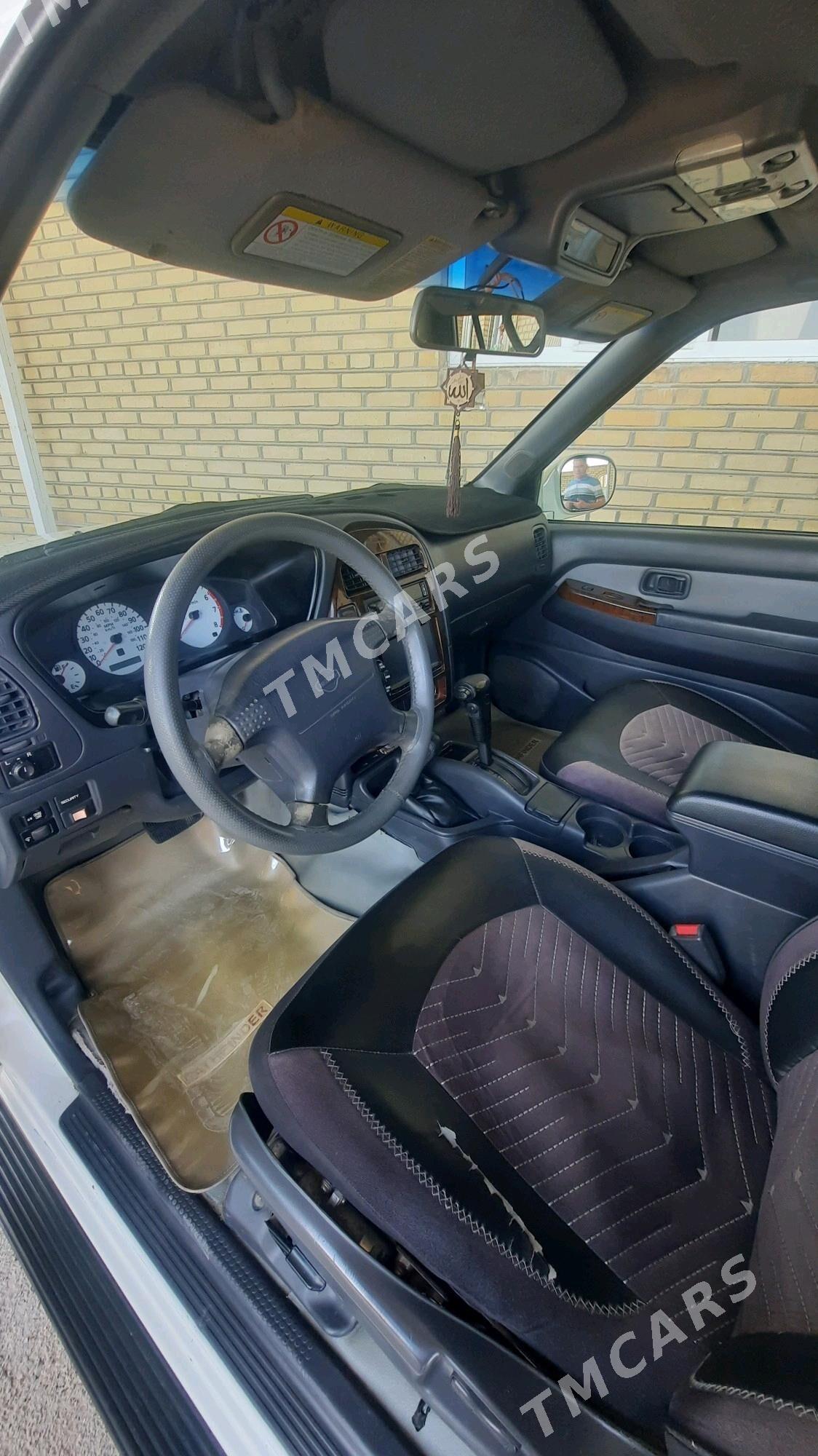 Nissan Pathfinder 2000 - 138 000 TMT - Mary - img 7