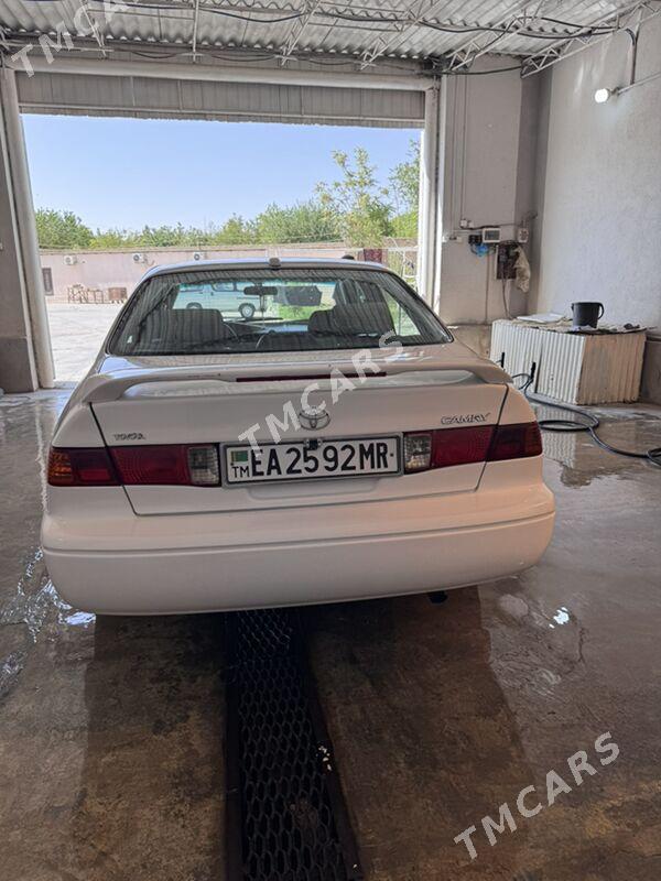 Toyota Camry 2000 - 100 000 TMT - Мары - img 2