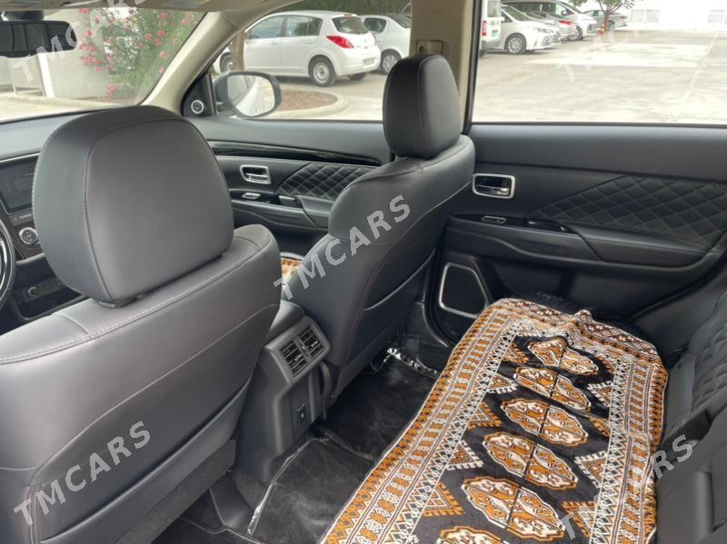 Mitsubishi Outlander 2022 - 295 000 TMT - Aşgabat - img 3
