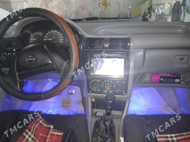 Opel Astra 1994 - 32 000 TMT - Gubadag - img 8