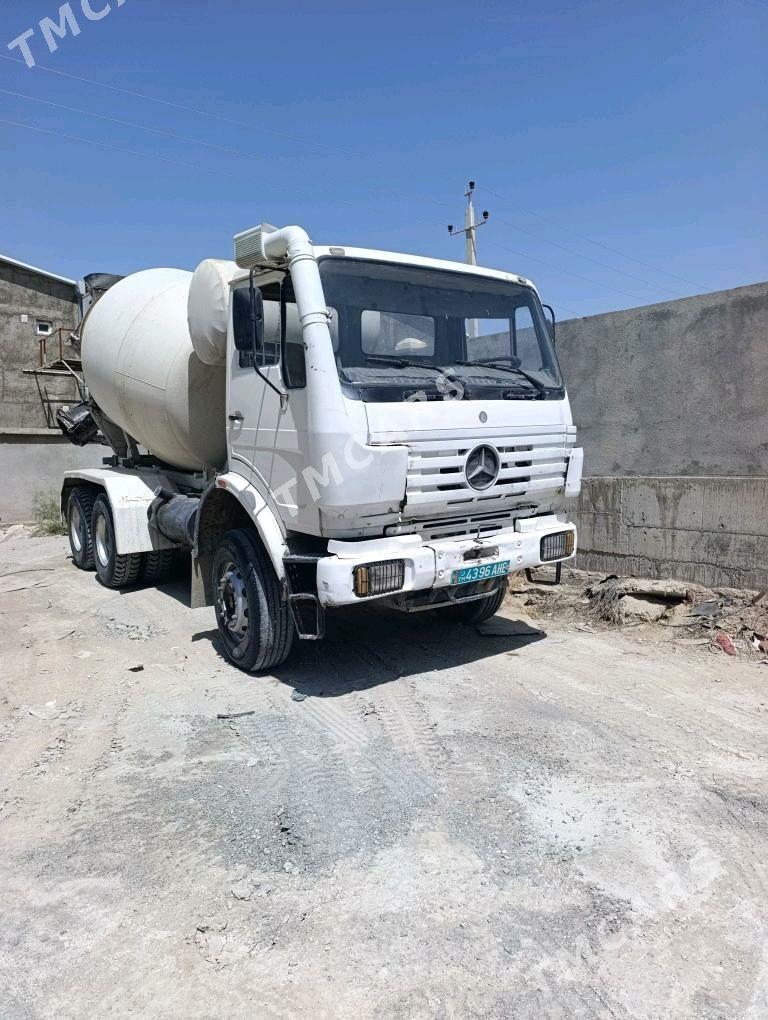 Mercedes-Benz ACTROS 3331 2003 - 400 000 TMT - Ak bugdaý etraby - img 2