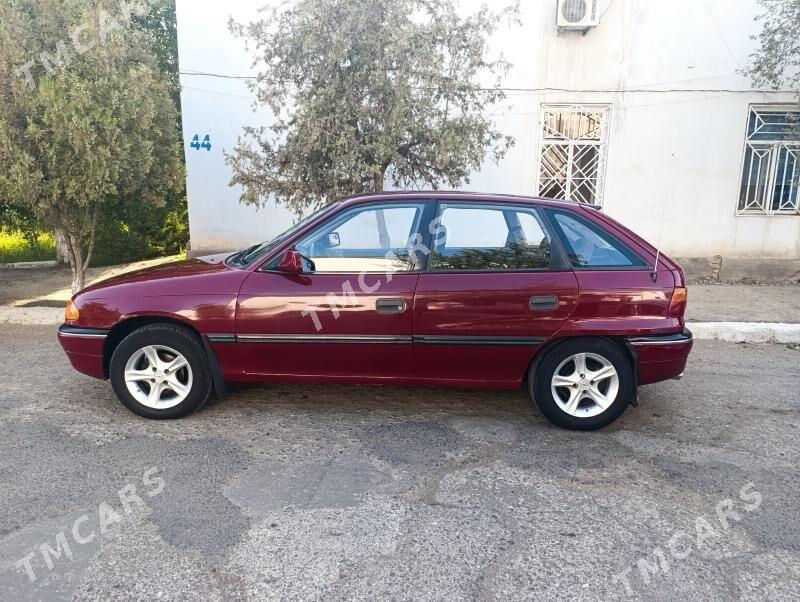 Opel Astra 1992 - 45 000 TMT - Sakarçäge - img 6