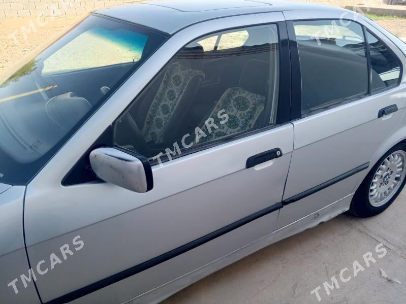 BMW 320 1992 - 42 000 TMT - Kaka - img 3