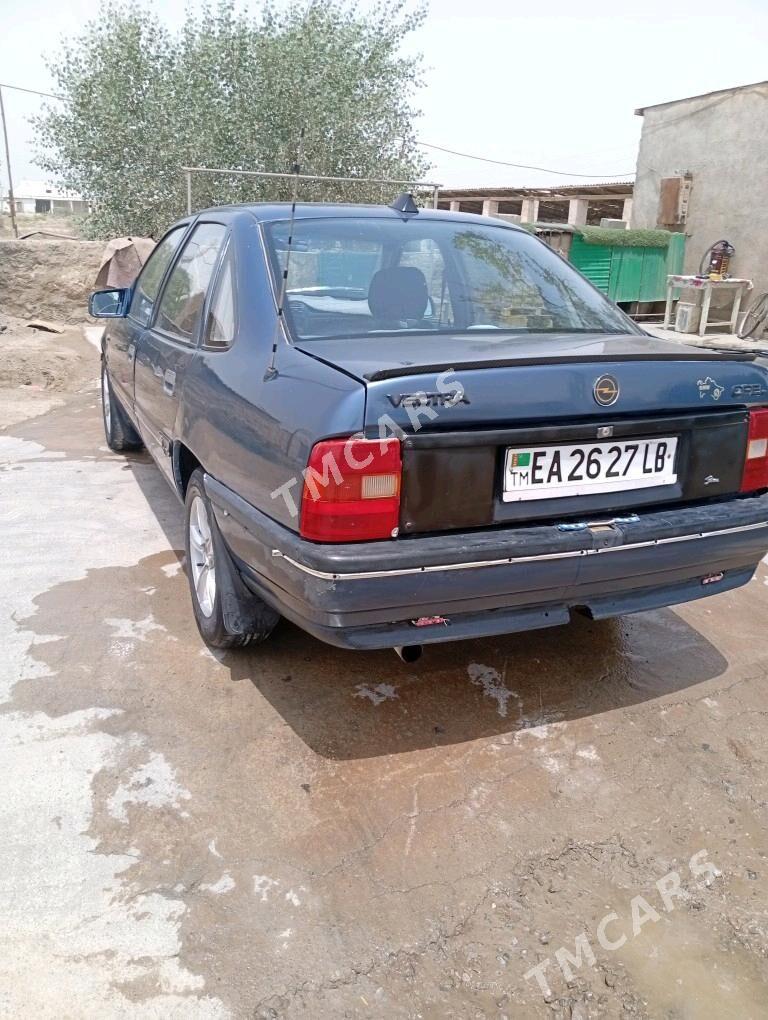 Opel Vectra 1993 - 25 000 TMT - Койтендаг - img 3