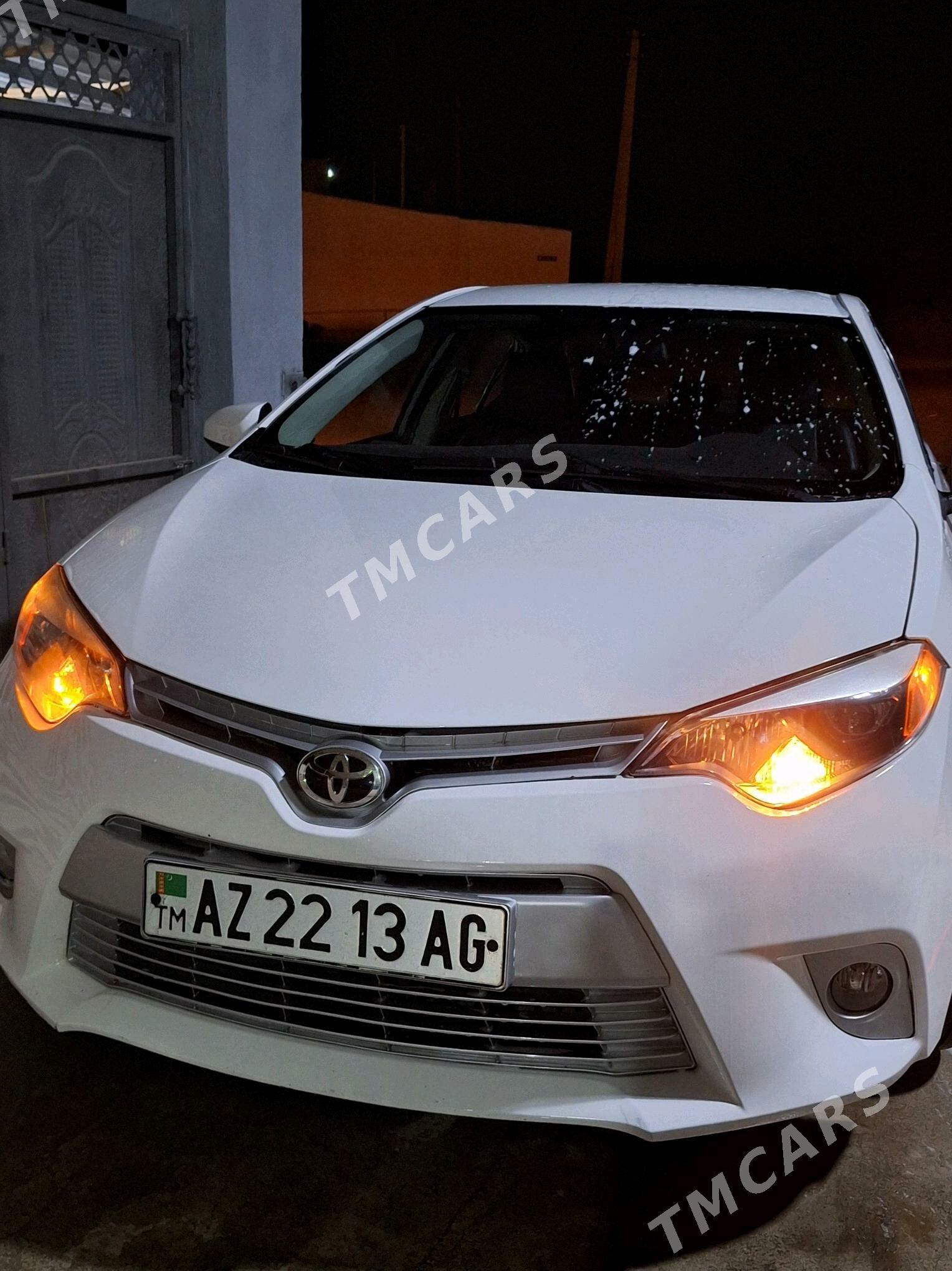 Toyota Corolla 2014 - 200 000 TMT - Garadamak - img 4