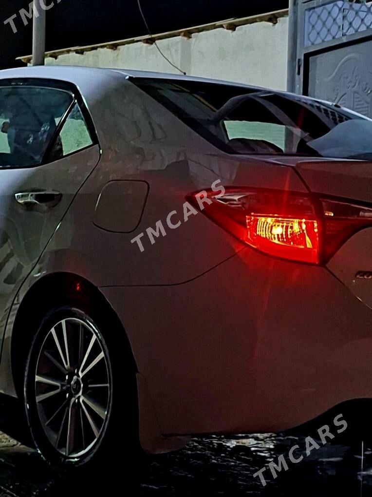 Toyota Corolla 2014 - 200 000 TMT - Garadamak - img 6