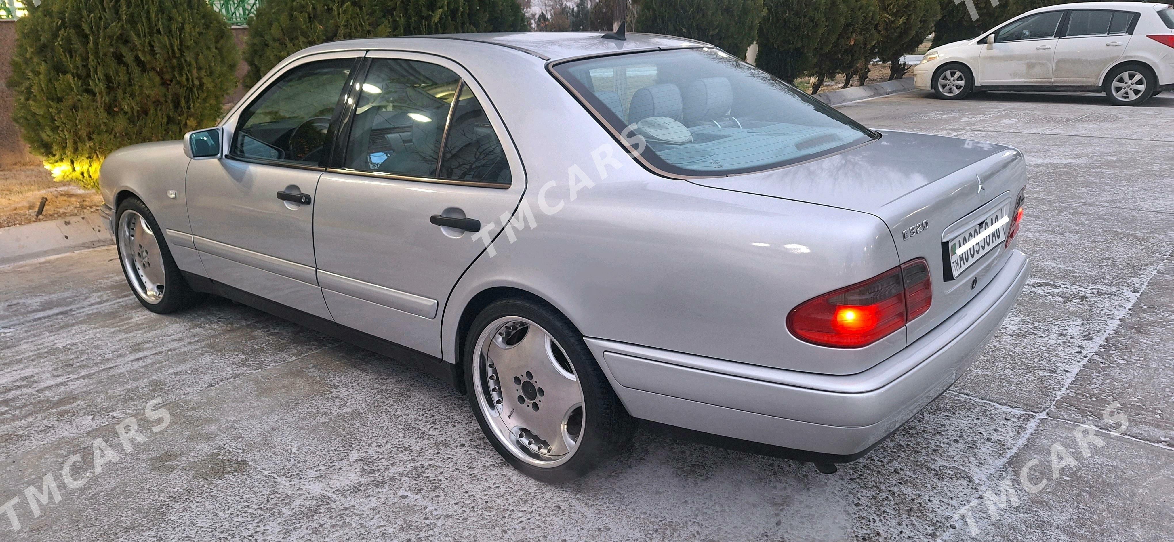 Mercedes-Benz E320 1999 - 100 000 TMT - Ашхабад - img 2