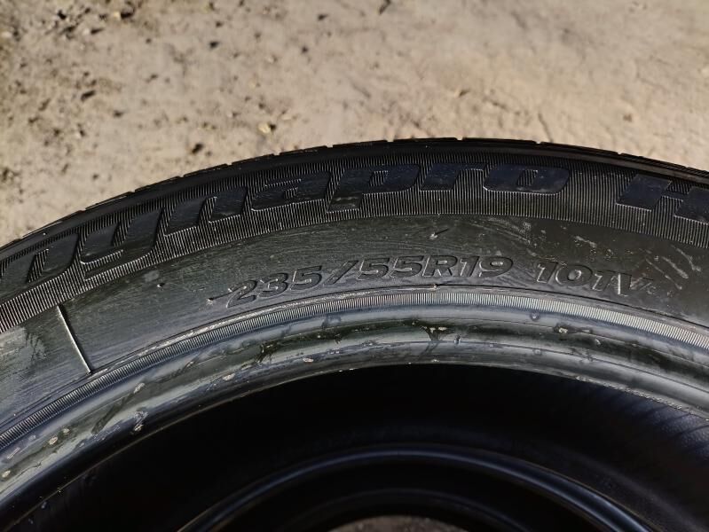 235 55 19 Hankook teker 300 TMT - Bedew - img 4