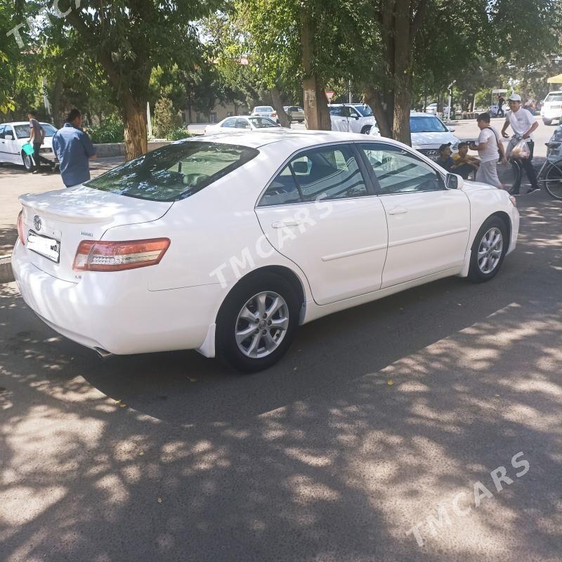 Toyota Camry 2010 - 165 000 TMT - Мары - img 2