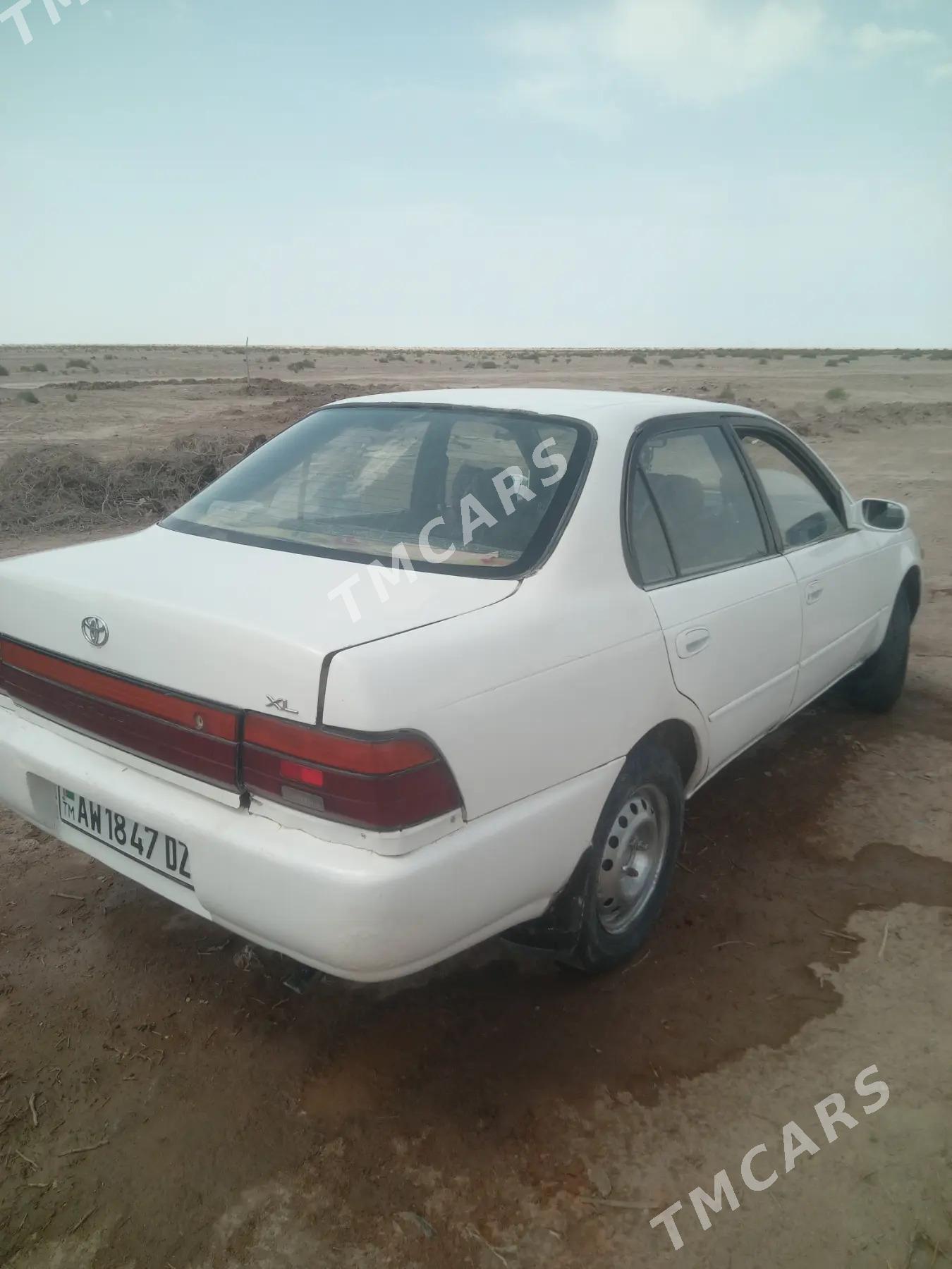 Toyota Corolla 1995 - 60 000 TMT - Türkmenbaşy etr. - img 6