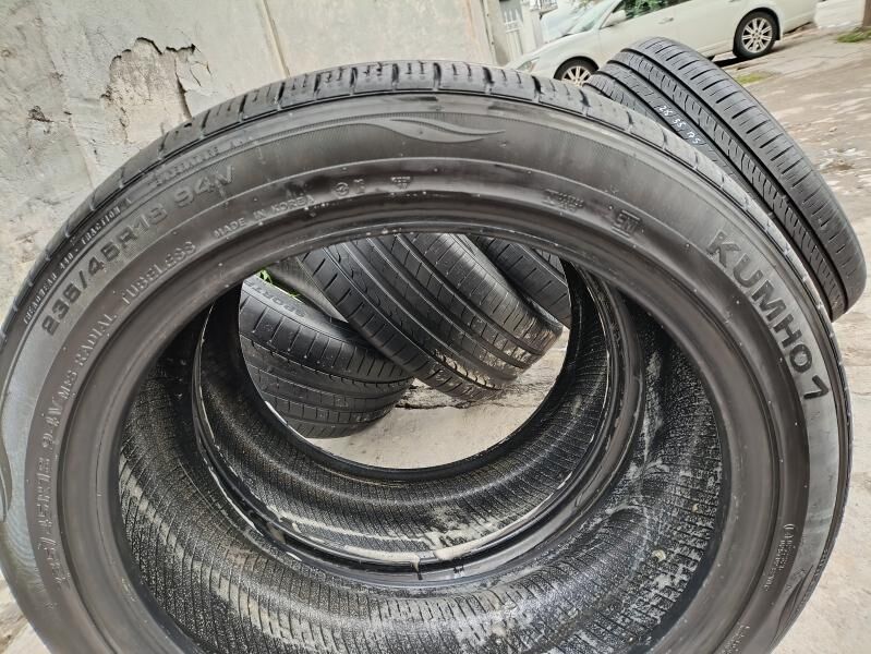 235 45 18 Kumho Teker 220 TMT - Bedew - img 3