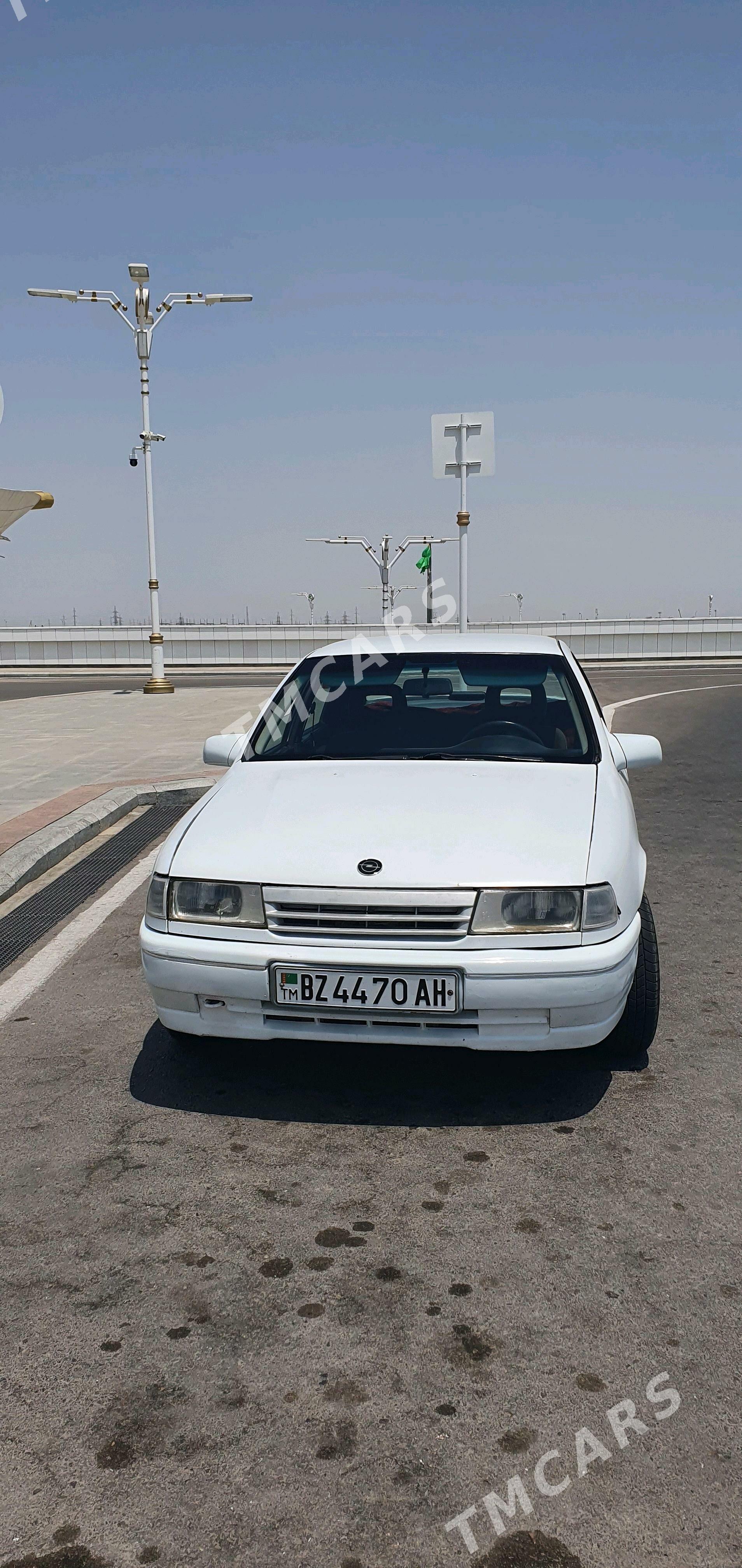 Opel Vectra 1992 - 35 000 TMT - Ak bugdaý etraby - img 2