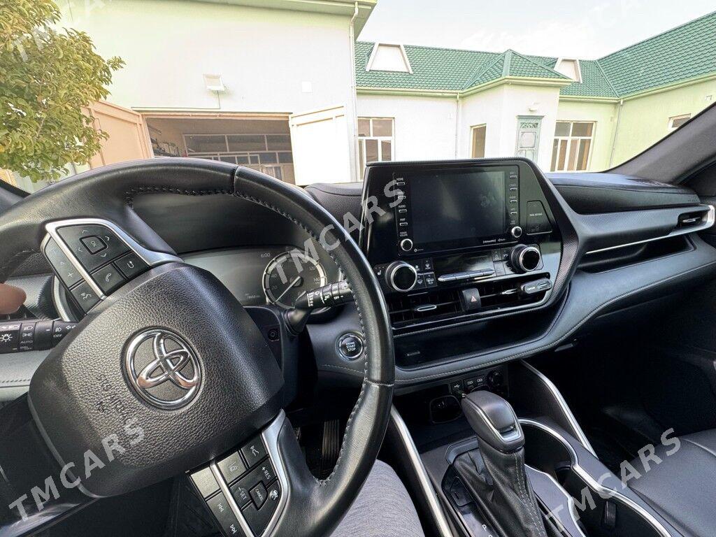 Toyota Highlander 2022 - 620 000 TMT - Балканабат - img 5
