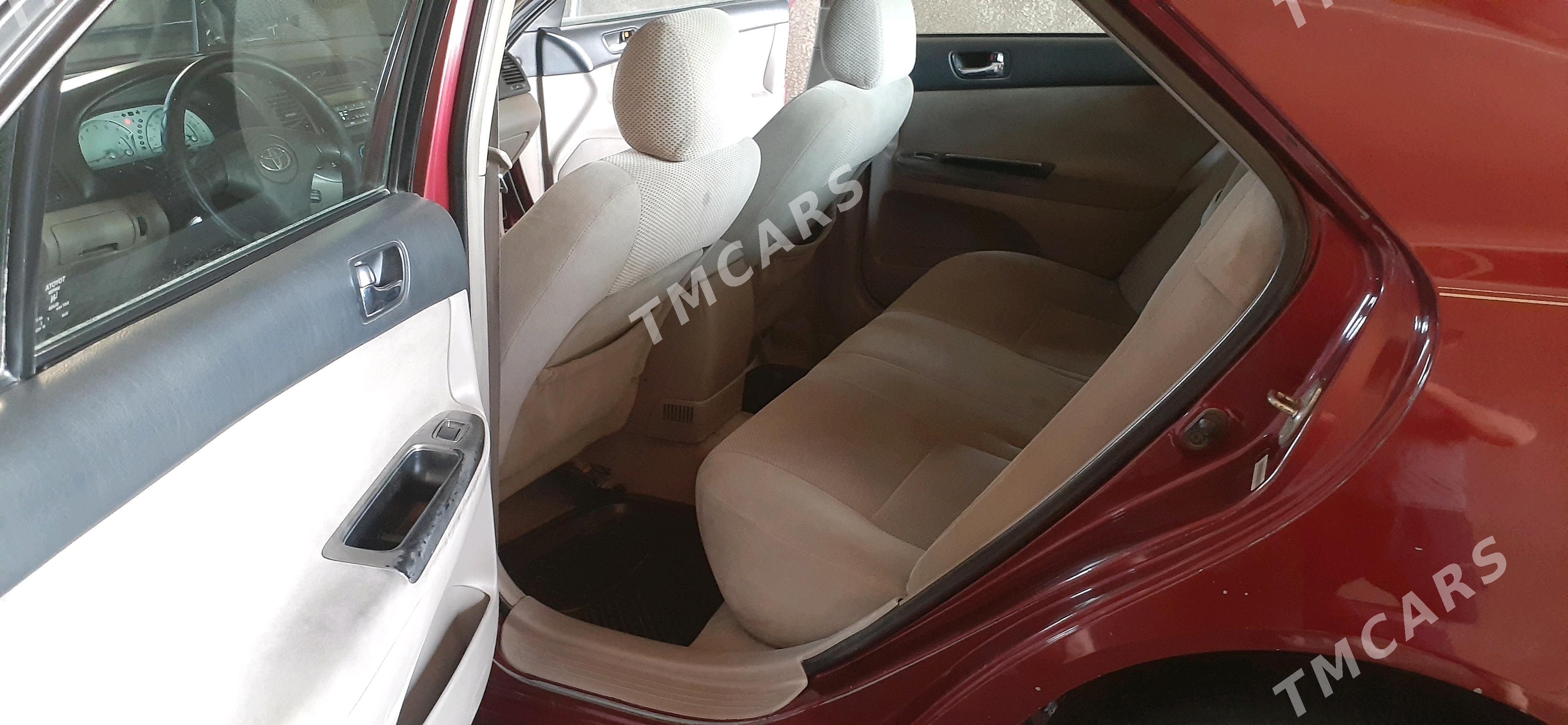 Toyota Camry 2003 - 130 000 TMT - Halaç - img 9